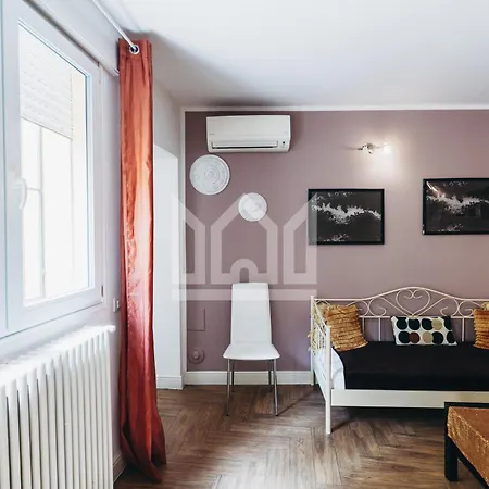 Gold Appartement Ferrara