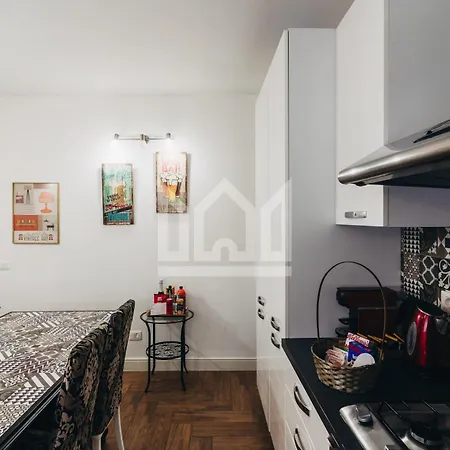 Gold Lejlighed Ferrara