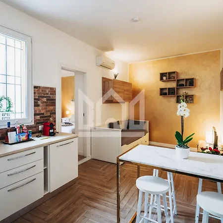 Gold Lejlighed Ferrara