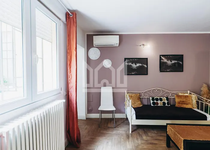 Gold Appartement Ferrara