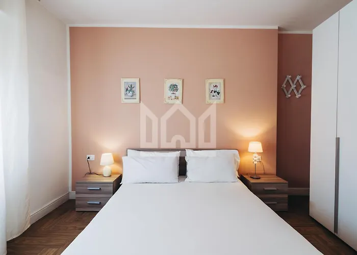 Apartment Gold Ferrara